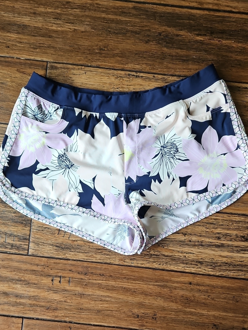 Carve Designs Floral Athletic Swim Shorts - Navy & Light Pink Medium